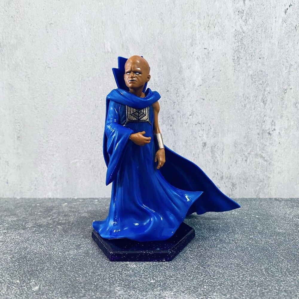 Disney Marvel What If? The Watcher  Uatu 4.5-Inch PVC Marvel Action Figure